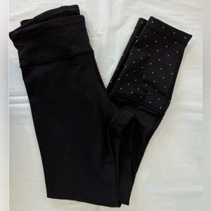 Lululemon Pedal to the Medal Black Gold 7/8 Tight Rare Collectible Sz 4